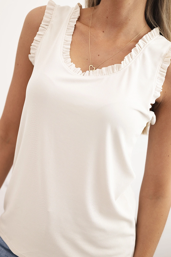 Kesi Włoski Women's viscose blouse with a frill at the neckline light beige