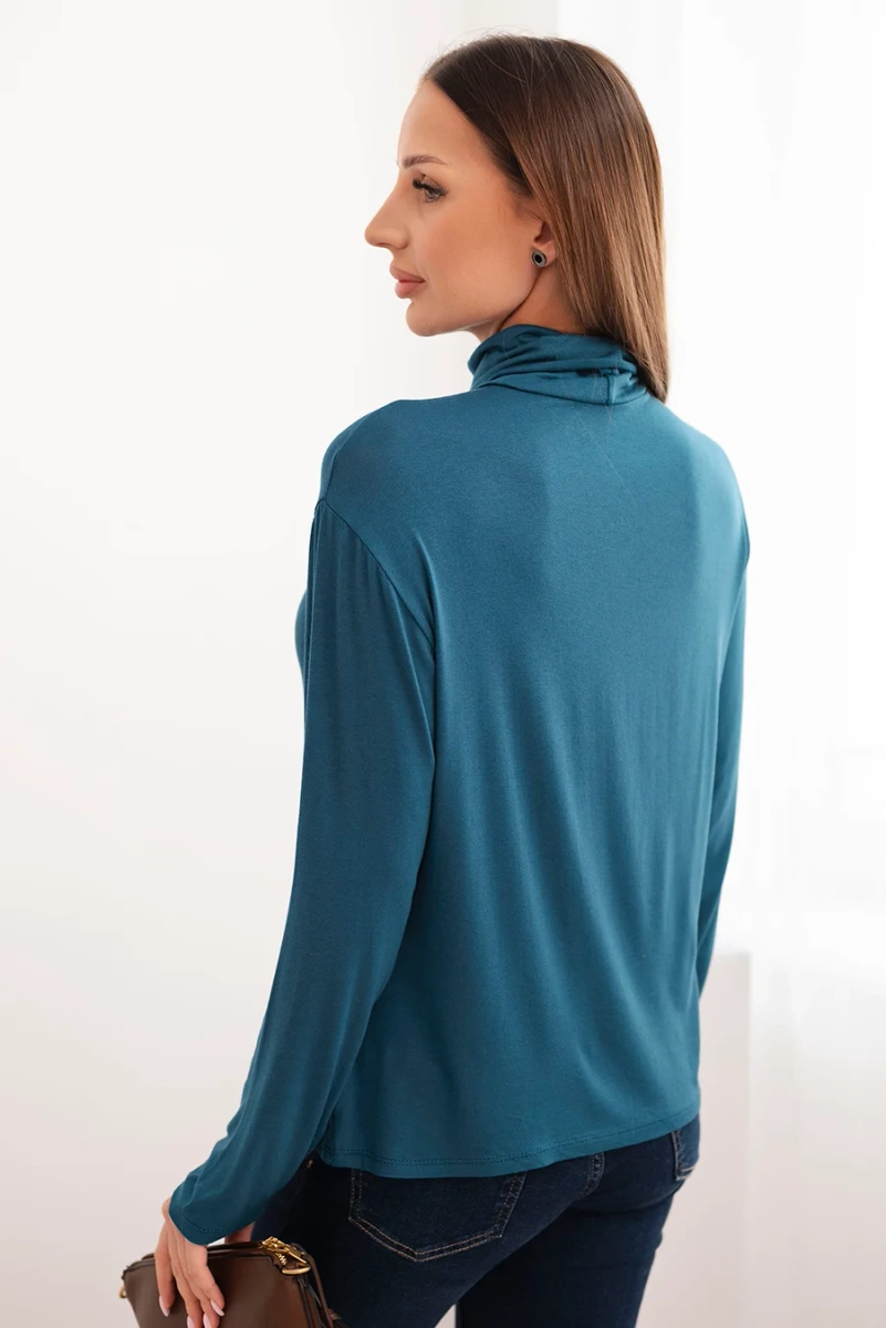 Kesi Włoski Women's viscose blouse with a turtleneck and long sleeves sea green