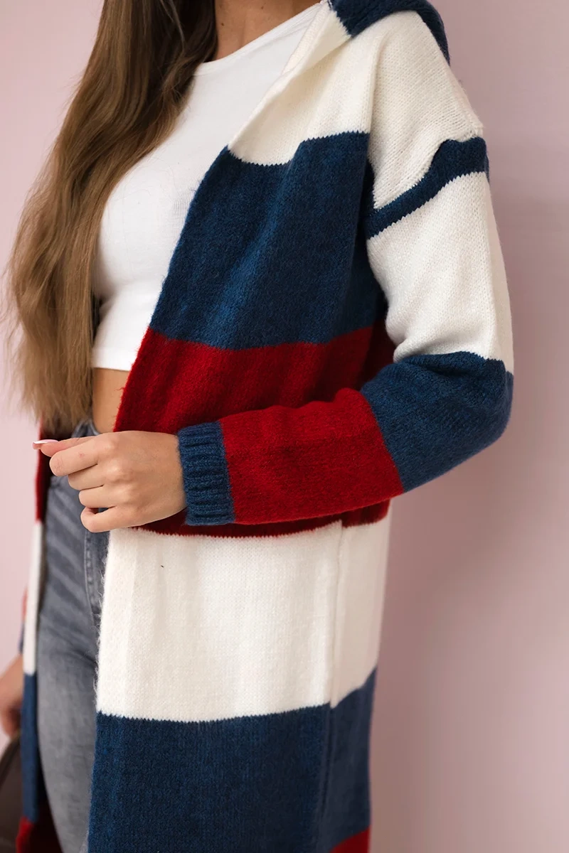 Three-color striped sweater ecru+jeans+red