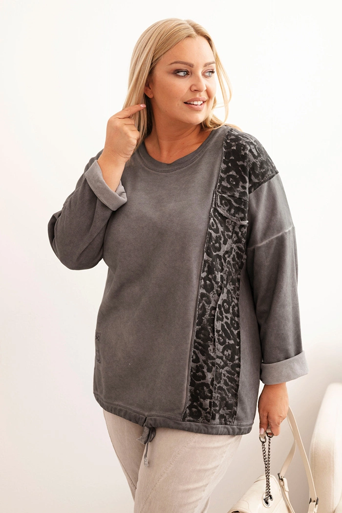 Kesi Włoski Women&#039;s Plus Size washed hoodie with a print graphite