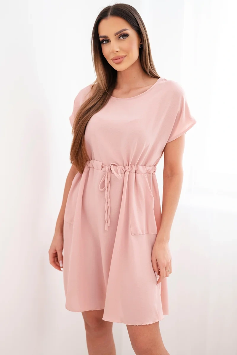 Рокля Kesi с къс ръкав и връзки на талията