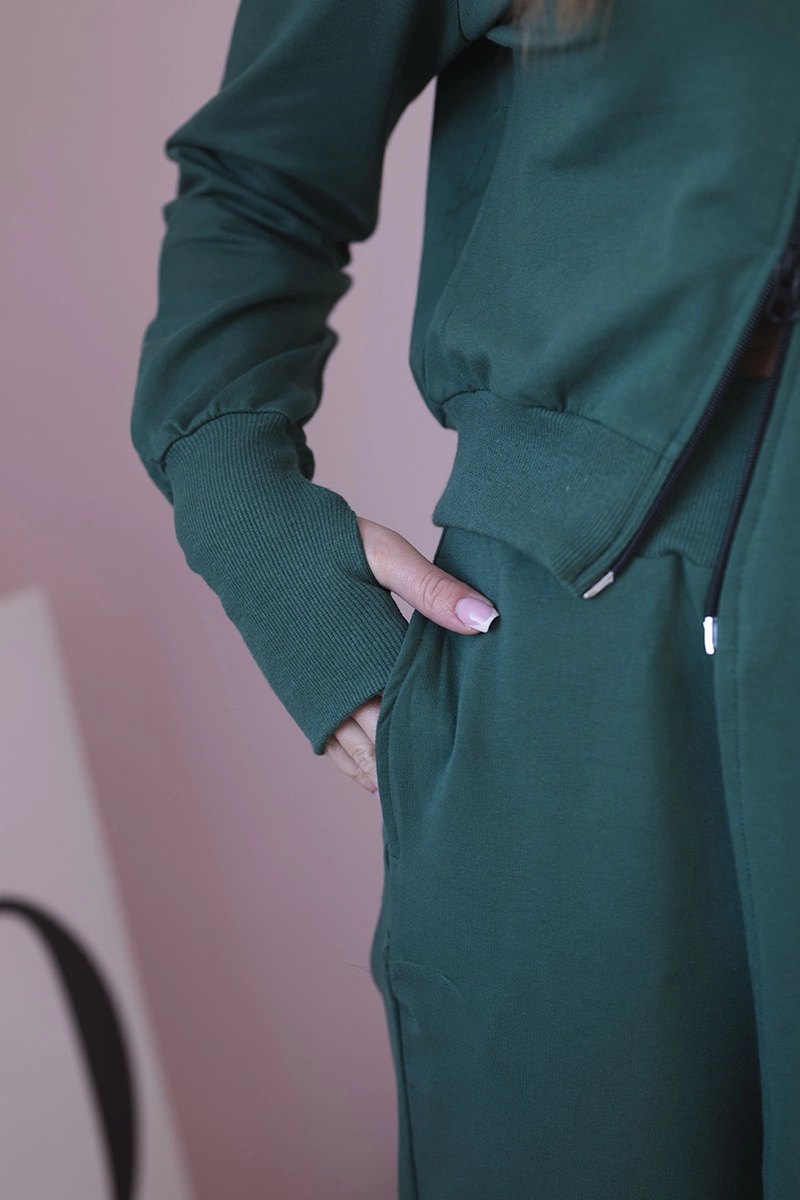 Set of sweatshirt with long side dark green