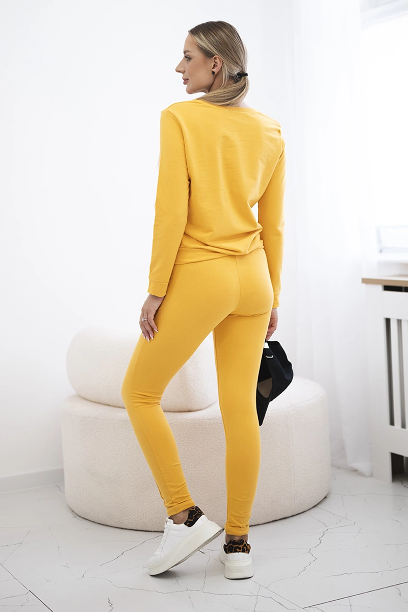 Mustard sports set