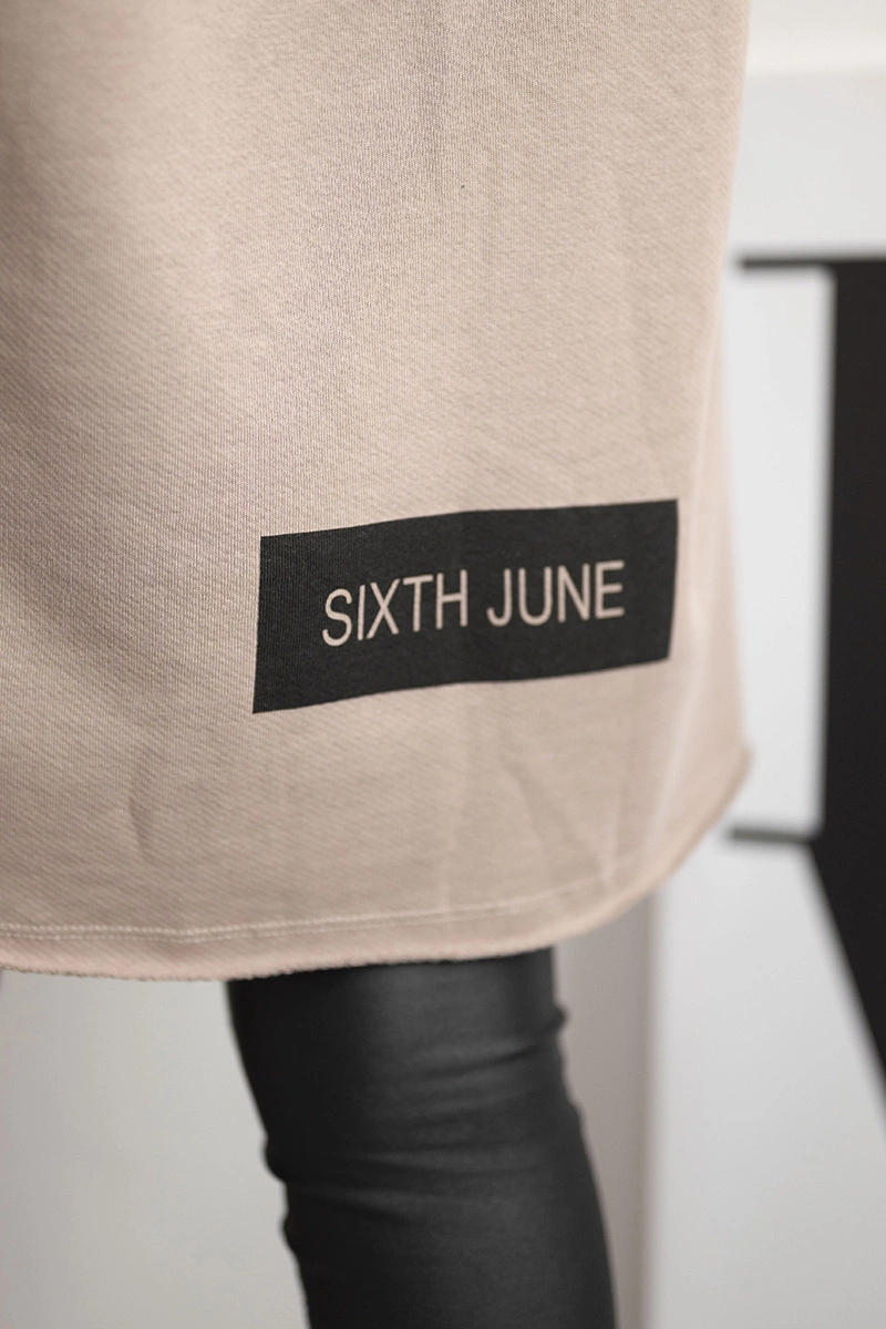 Coatee subtitled dark beige
