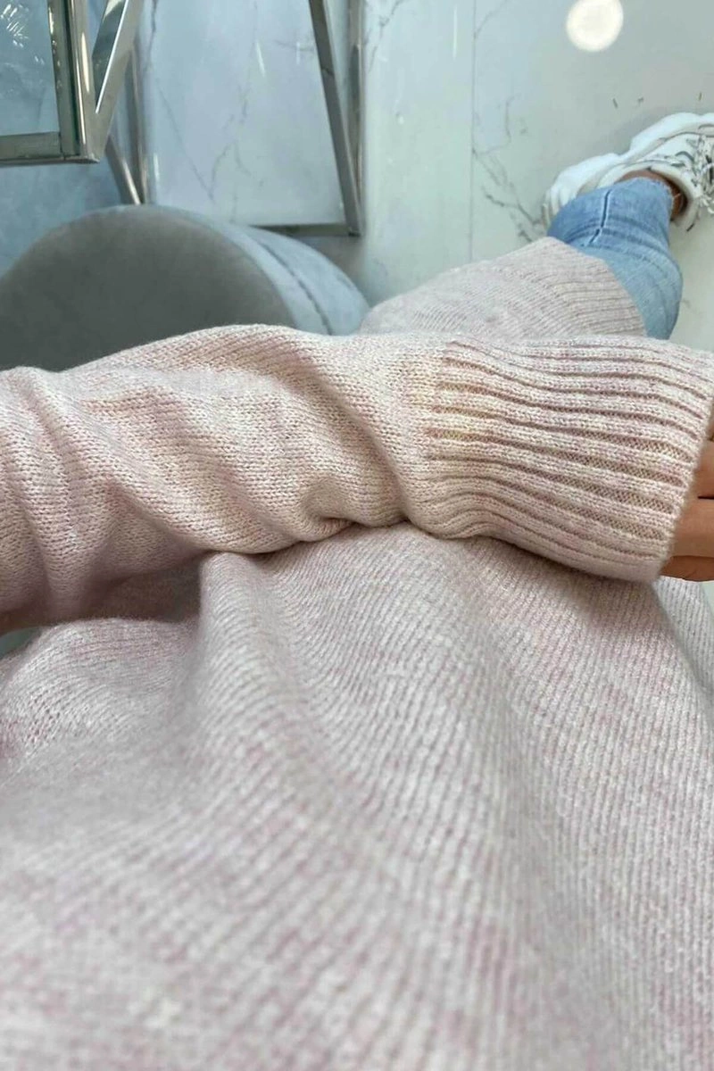 Kesi Sweater with stand-up collar light powdered pink
