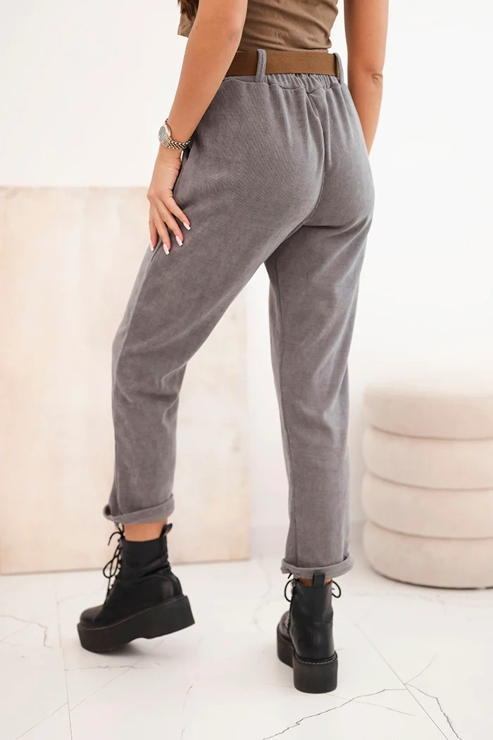 Dámske nohavice s opaskom v tmavosivej farbe