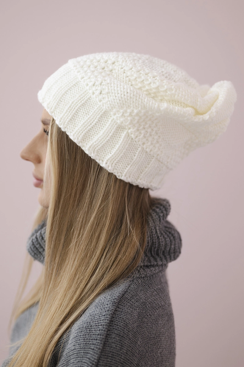 Women&#039;s cap Danuta K331 white