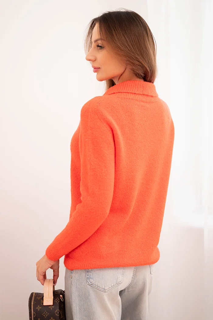 Kesi Włoski Women&#039;s sweater made of baby alpaca with a collar and V-neck orange