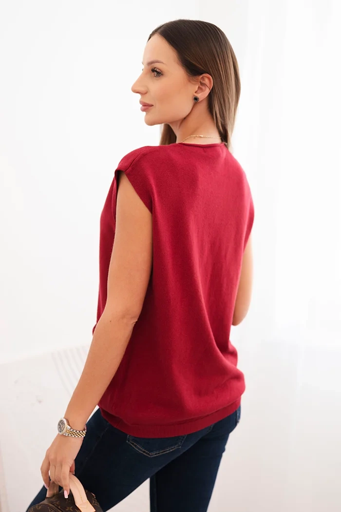 Kesi Włoski Women's sleeveless viscose sweater with pockets and a V-neck burgundy