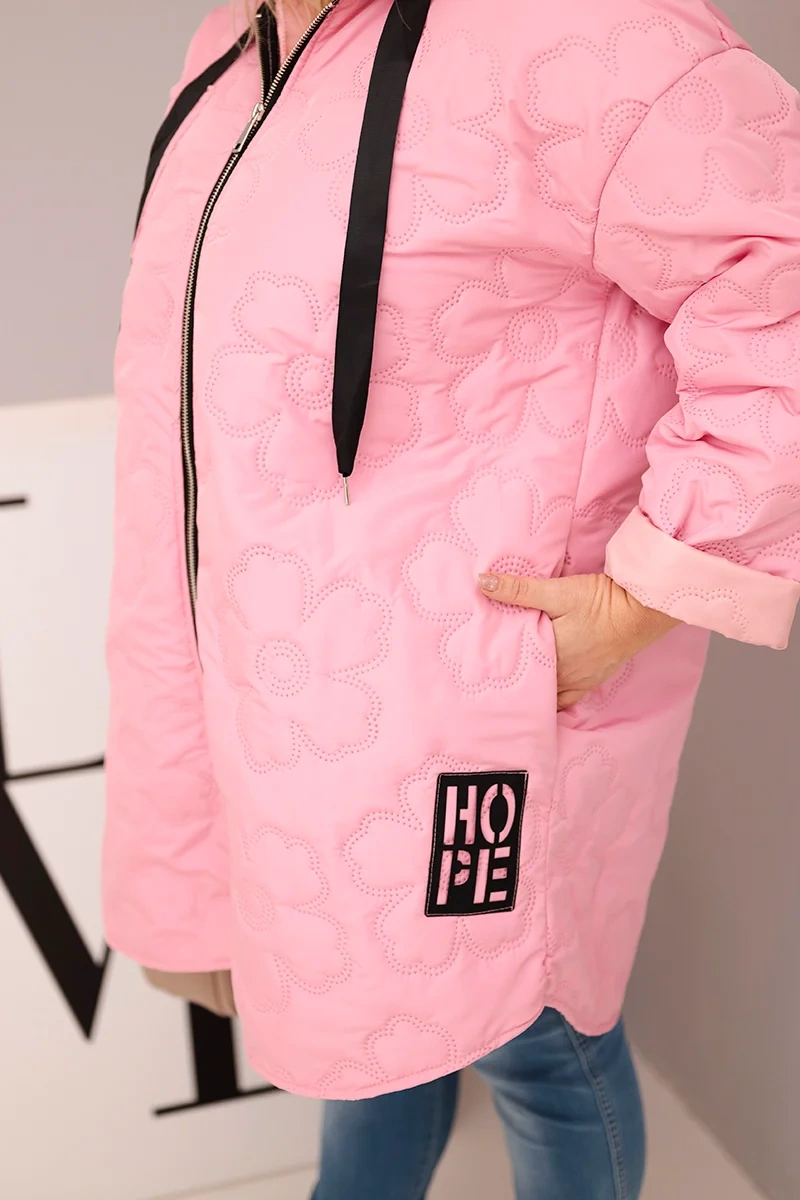 Kesi Włoski Dámska bunda Plus Size prešívaná s kapucňou a nápisom HOPE cukrová ružová