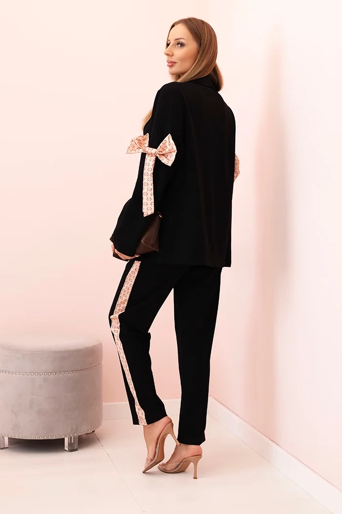 Kesi Włoski Women&#039;s set with viscose – blazer with lapels and pants with black piping black