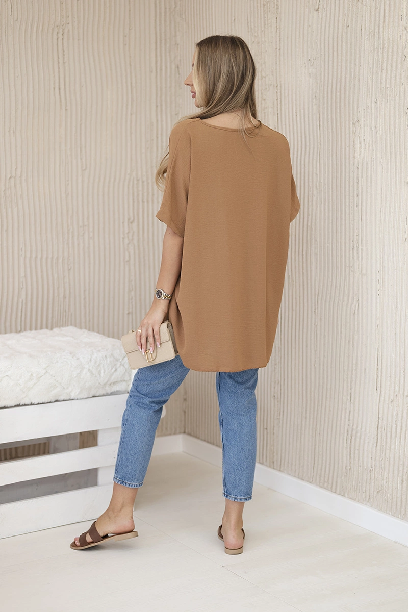 Kesi oversize blúzka s príveskom svetlá camel