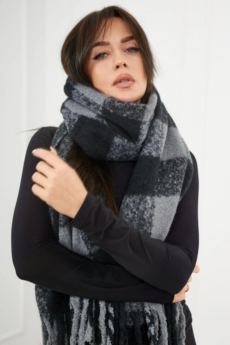 Kesi Włoski 6073 Women&#039;s scarf black + graphite
