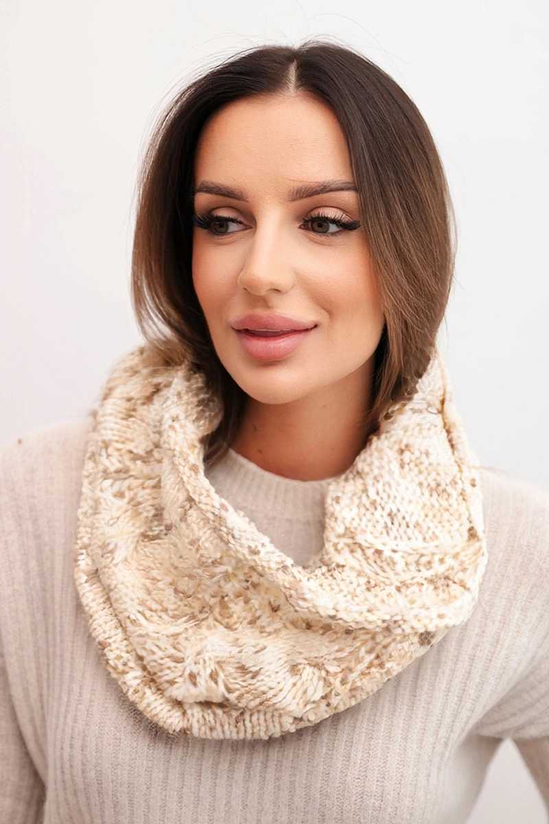 Дамски зимен шал Kesi KN25 бежов