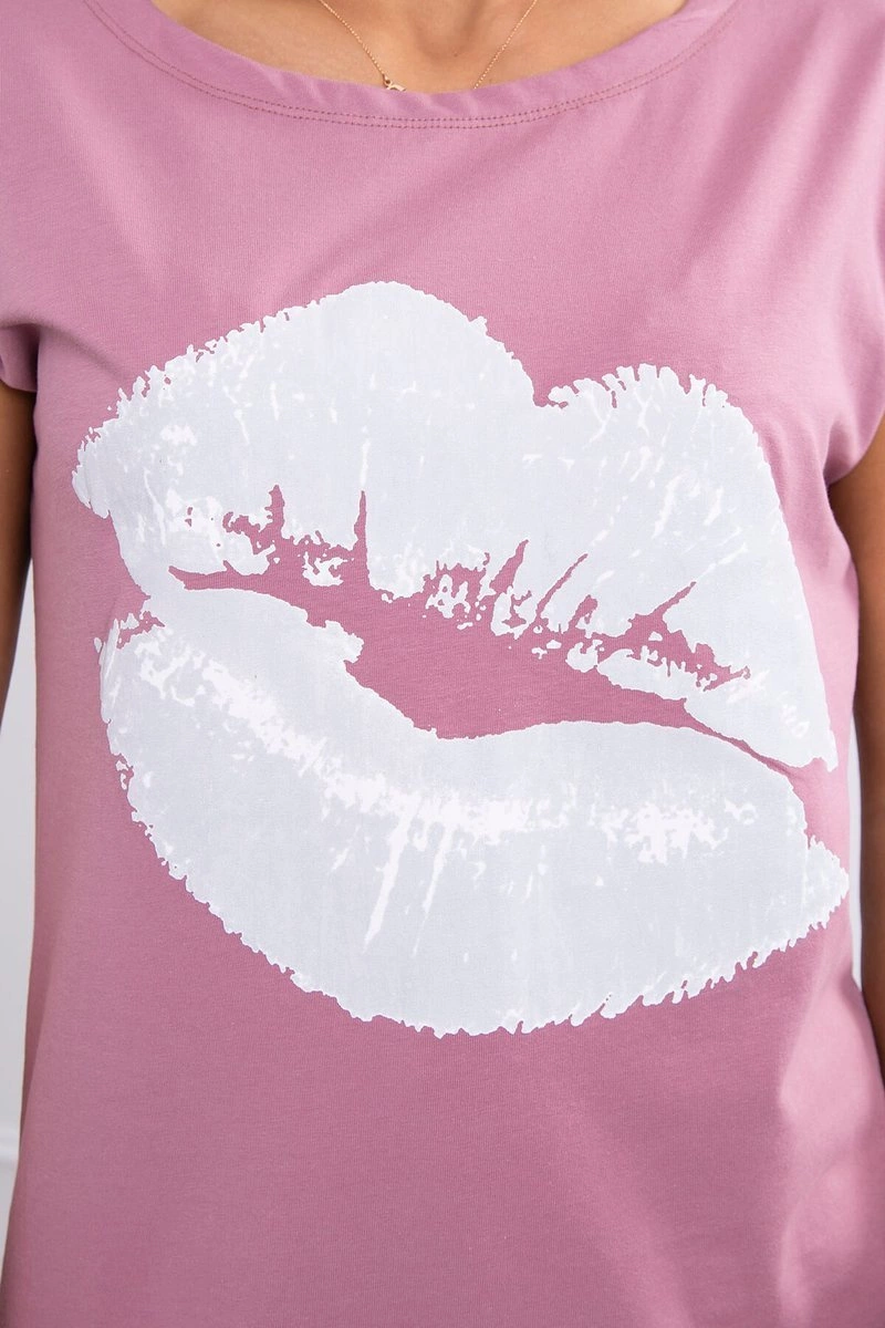 Kesi Blouse with lips print dark pink