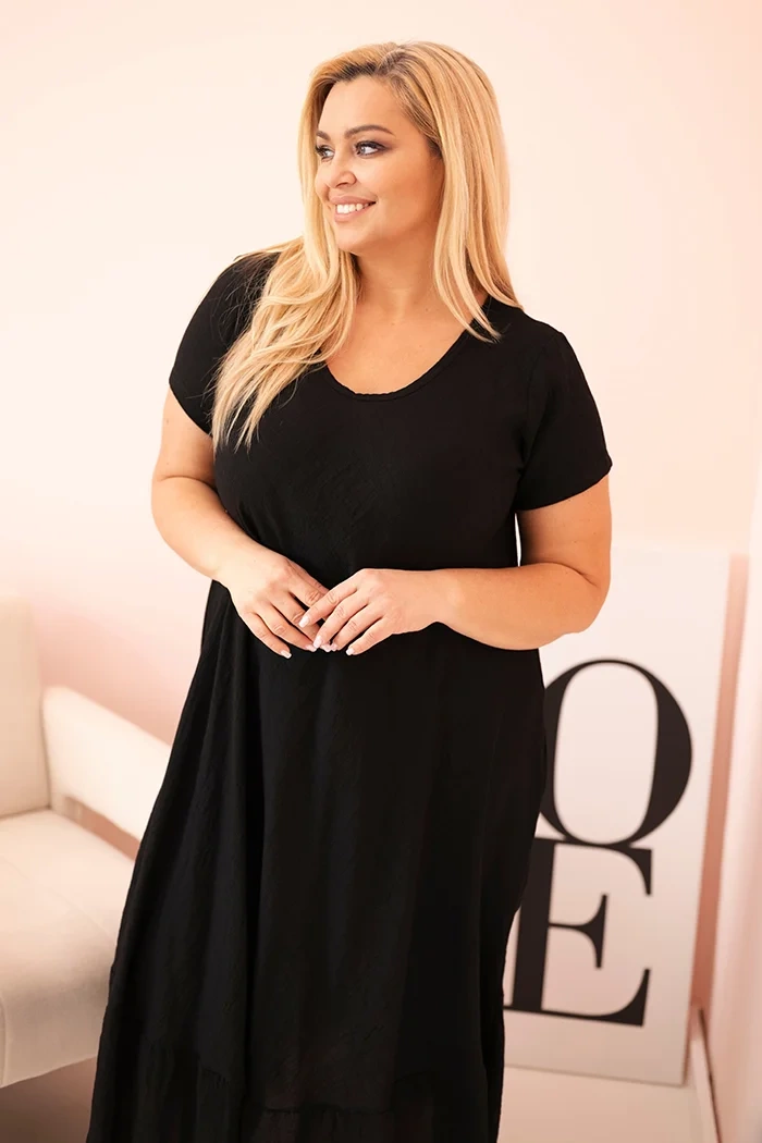 Kesi Włoski Plus size women&#039;s dress with short sleeves and ruffle made of light viscose black