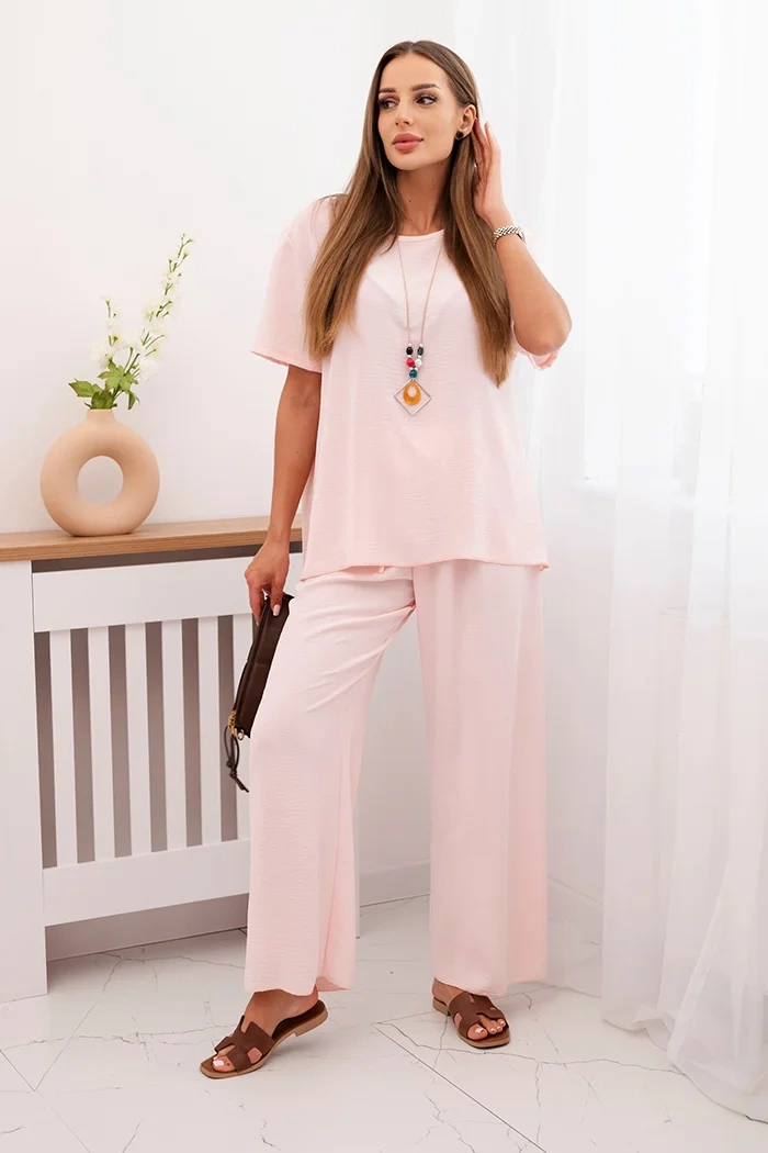 Kesi Włoski Women&#039;s set with a loose blouse and wide pants powder pink