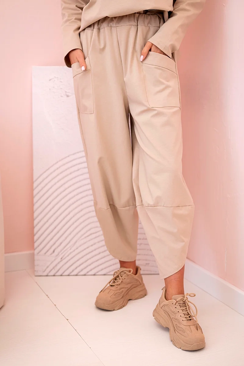 Włoski Set of new punto sweatshirt pants dark beige