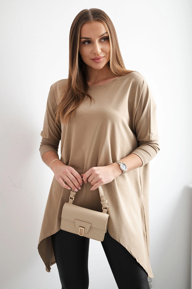 Oversize camel blouse