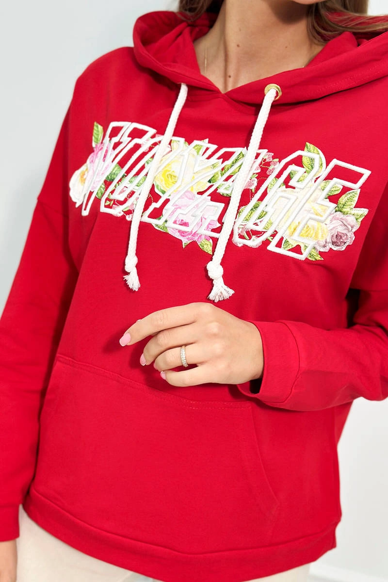 Sweatshirt with red Voyage lettering