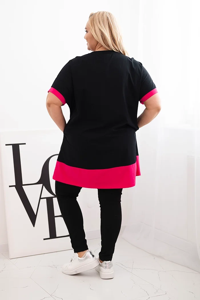 Kesi Włoski Fuchsia Plus Size women's tunic with floral pattern and decorative pearls