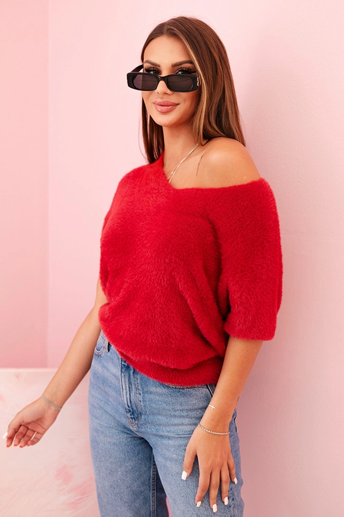 Kesi Włoski Women's sweater made of soft fluff with a V-neck and short sleeves burgundy