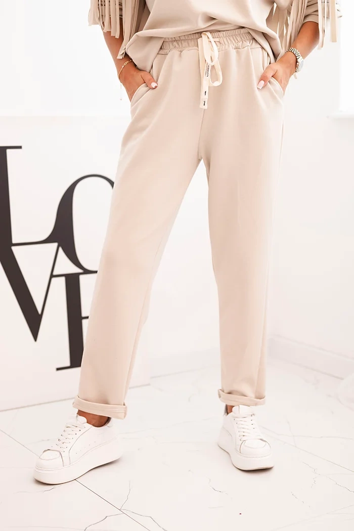 Kesi Włoski Ladies&#039; butter set with fringes on the sleeves beige