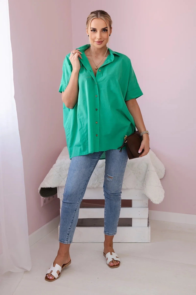 Cotton shirt with short sleeves of green color