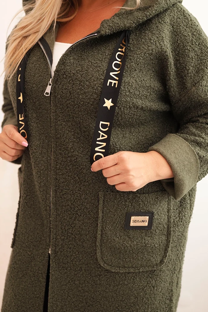 Kesi Włoski Plus Size women&#039;s coat made of faux shearling with a hood and pockets khaki
