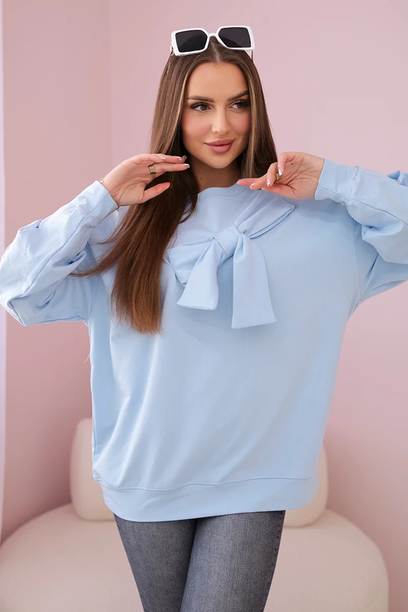 Cotton blouse with bow in blue