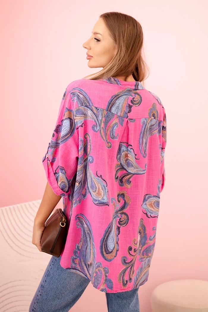 Kesi Włoski Women's cotton blouse with decorative print and rolled-up sleeves pink