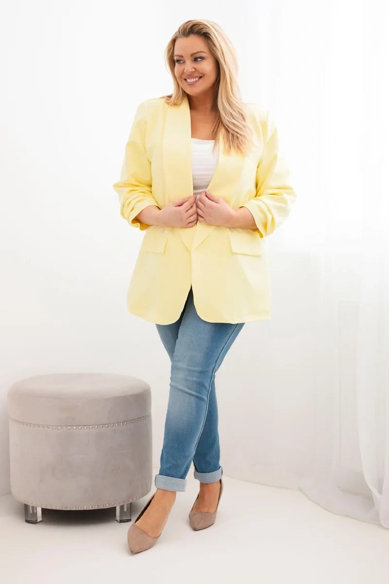 Elegantný plus size dámsky sako žltý