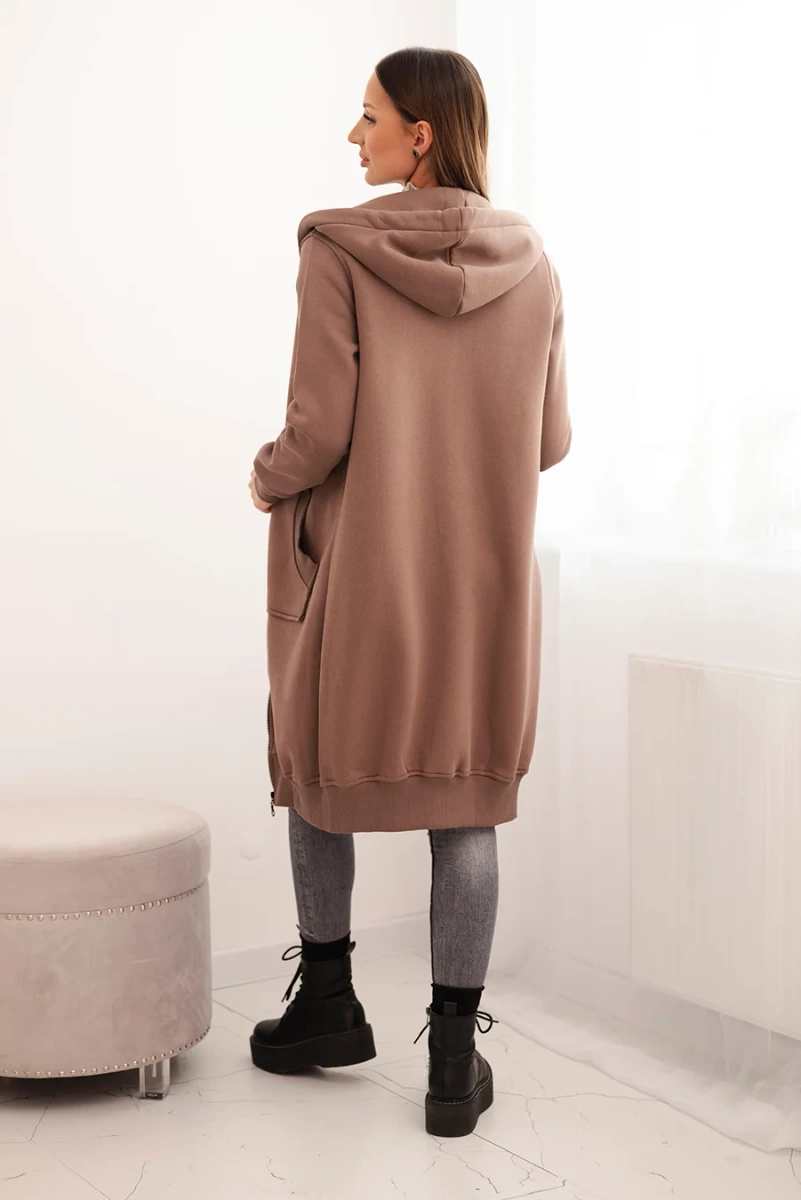 Long insulated sweatshirt with mocha hood