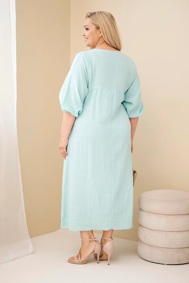 Plus-size bavlnené mušelínové šaty s V-výstrihom mätové