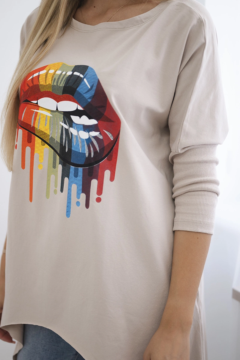 Oversize blouse with beige rainbow lip print