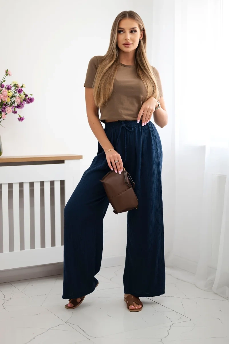 Kesi Włoski Muslin pants with a wide leg navy blue