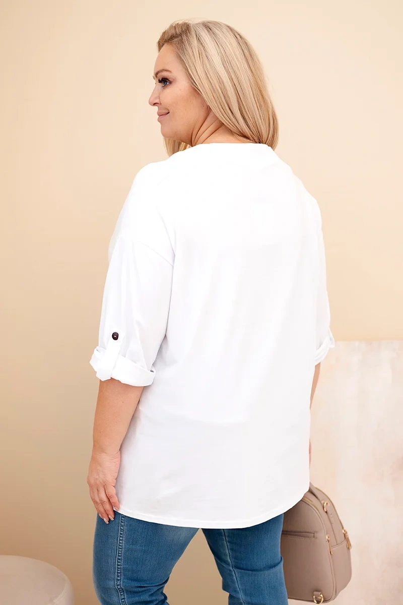 Kesi Włoski Dámska blúzka Plus Size z bavlnou vo voľnom strihu s vodným výstrihom biela
