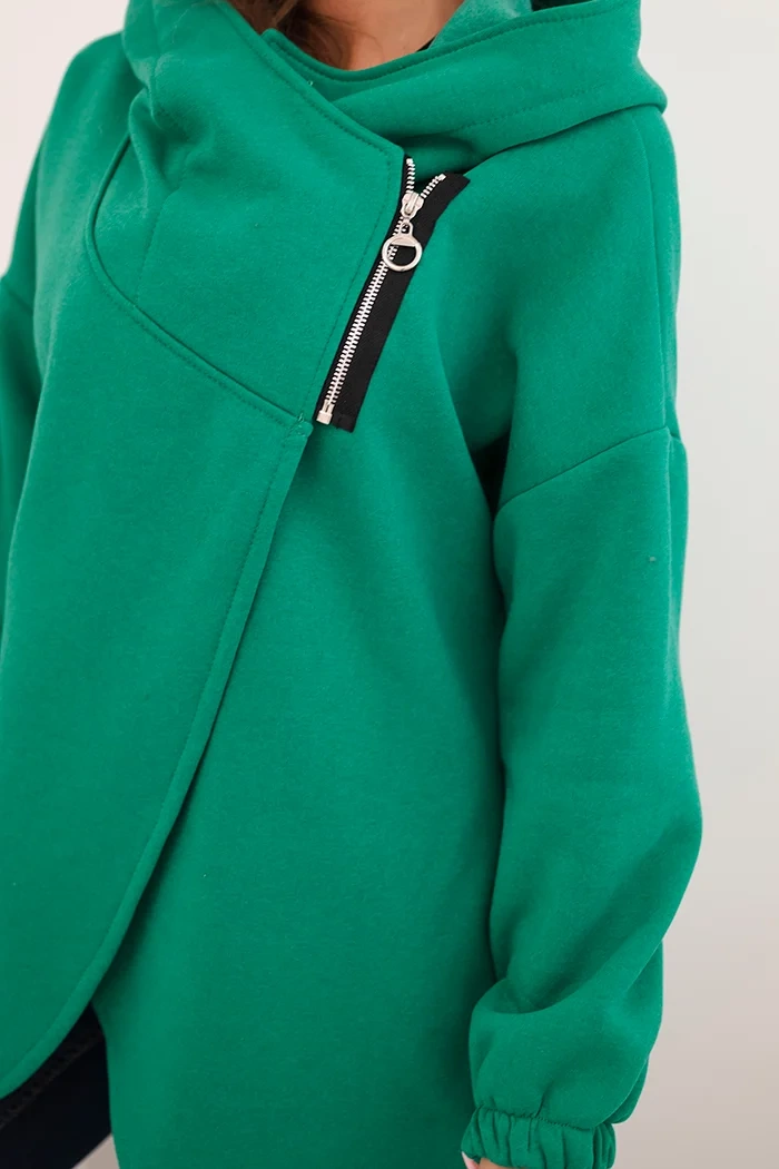 Kesi Włoski Women's insulated hoodie with an asymmetrical zipper green