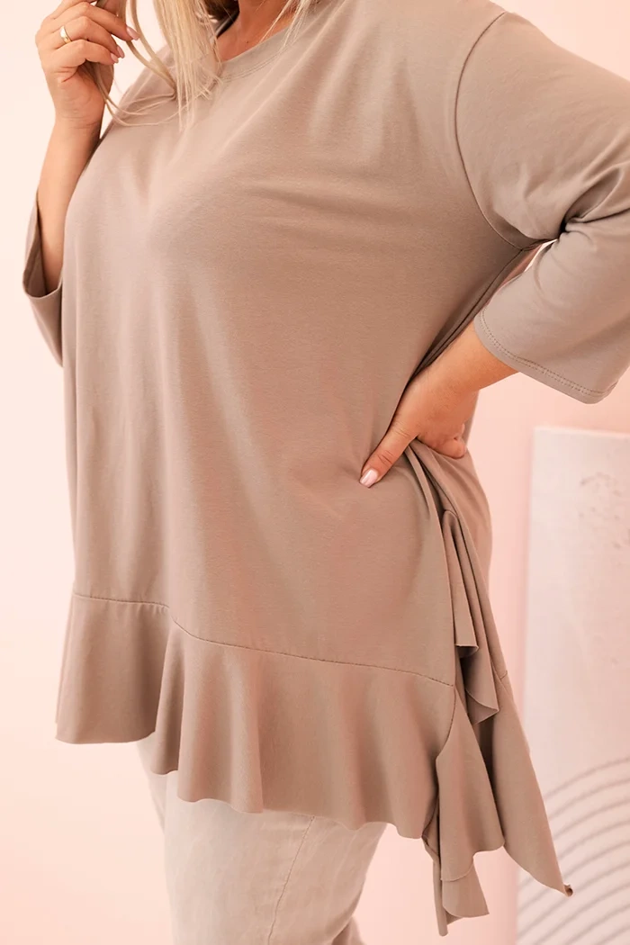 Kesi Włoski Women's Plus Size blouse with cotton, featuring a pocket and rolled sleeves kiwi