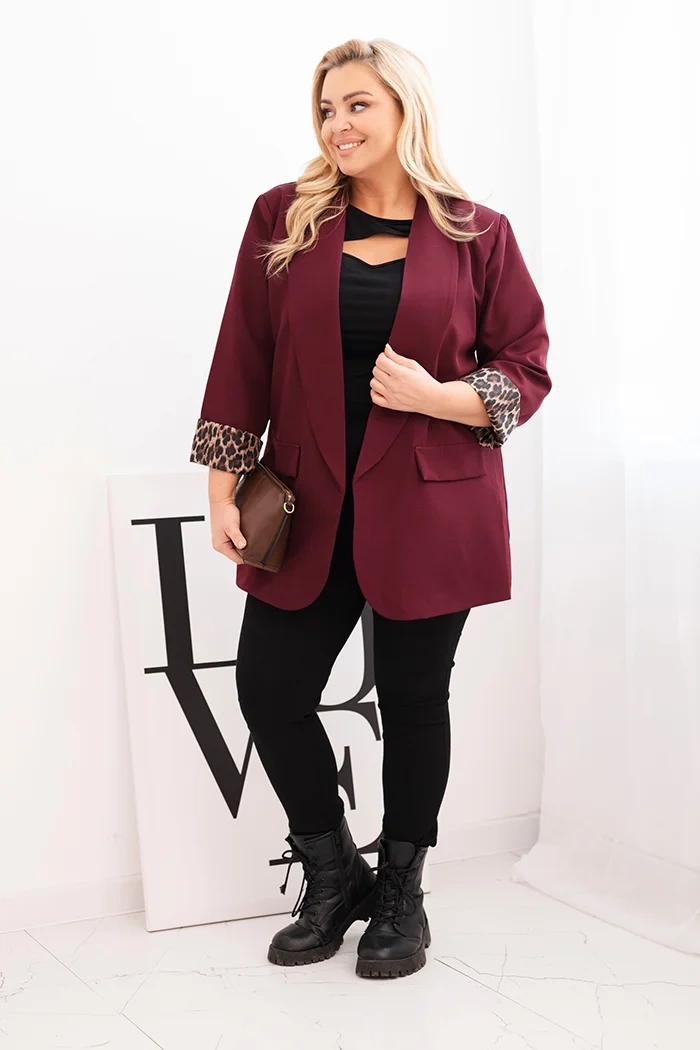 Kesi Włoski Plus Size women&#039;s jacket with plum lining in leopard print purple