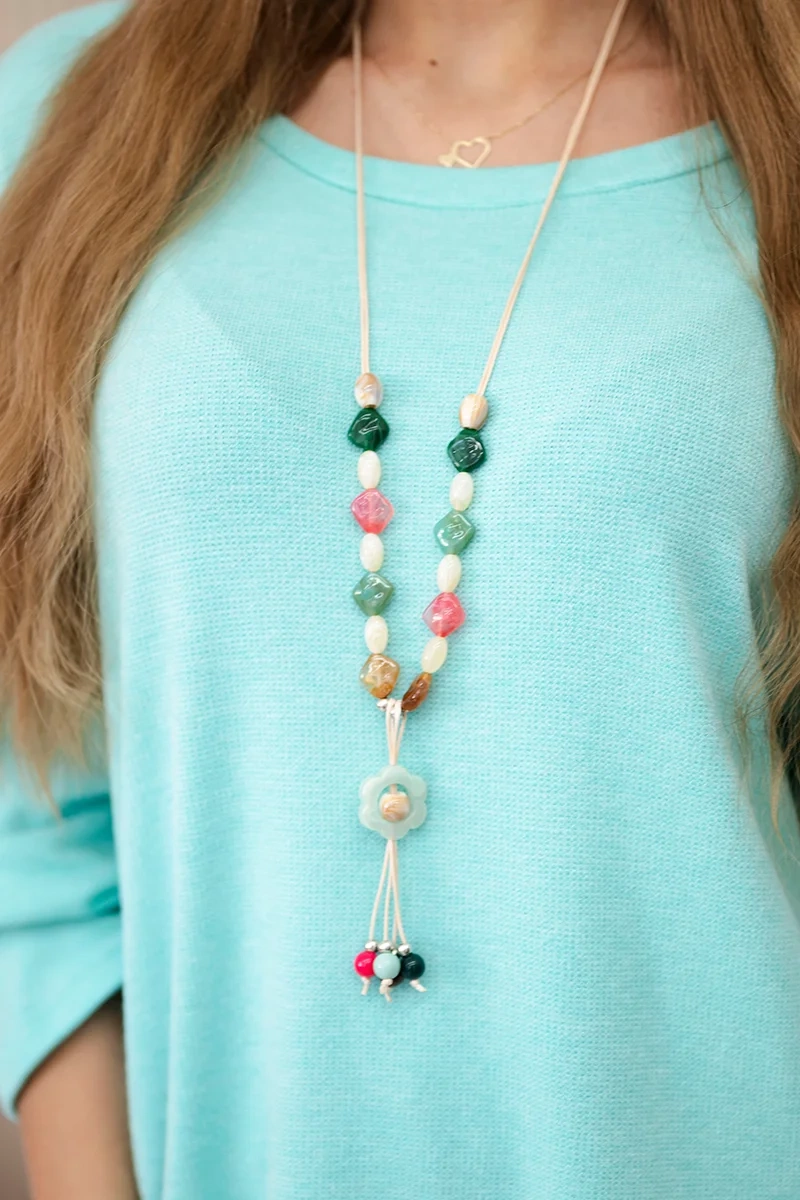 Kesi Włoski Blouse with necklace mint