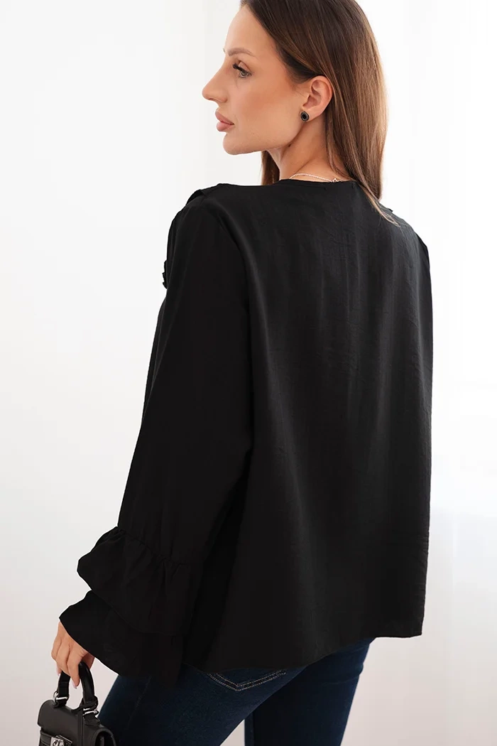 Kesi Włoski Women's viscose blouse with frills and long sleeves black