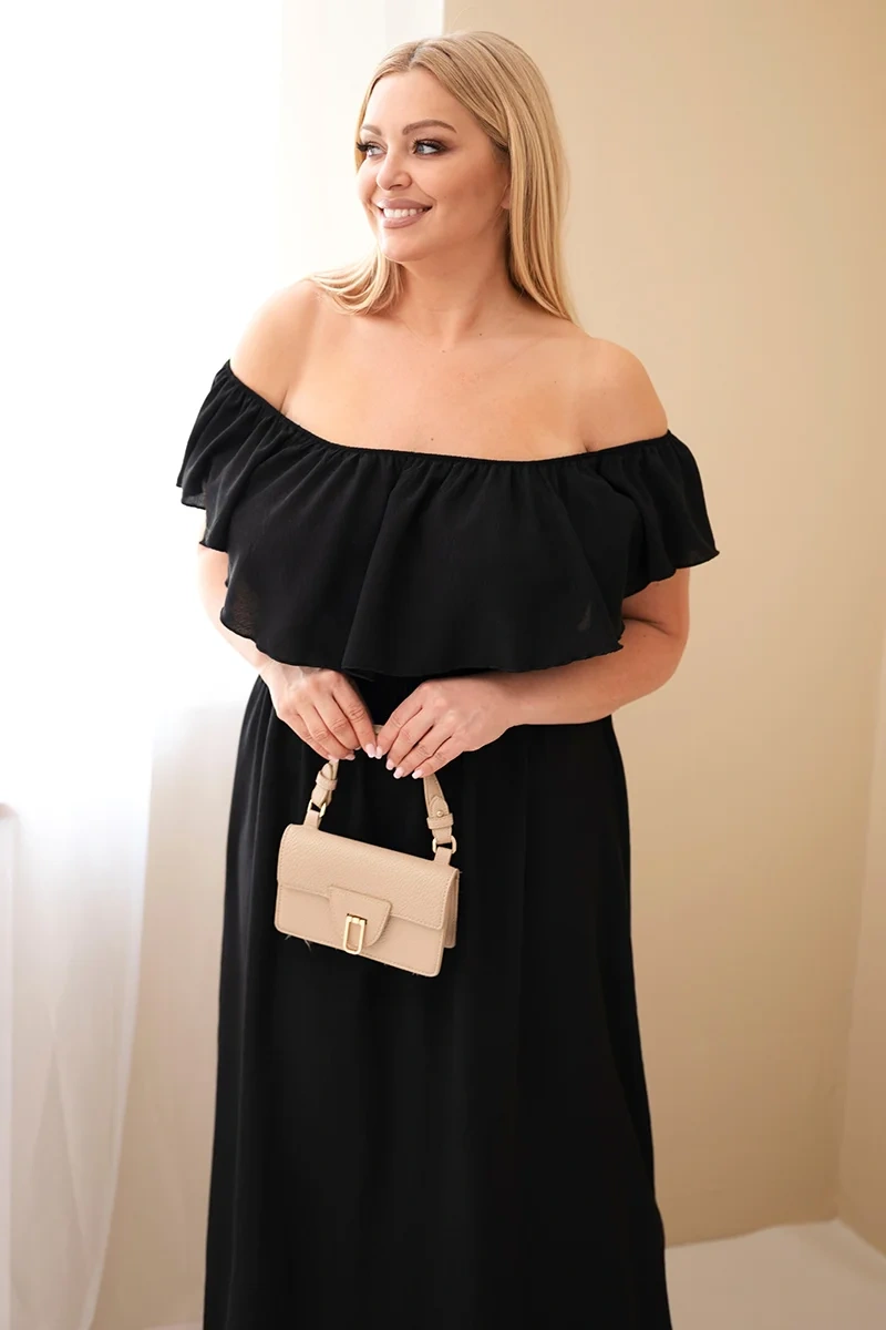 Рокля Kesi Plus Size макси с волани, черна