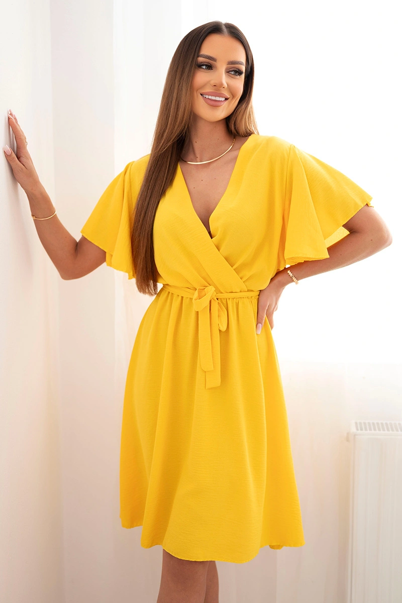 Жълта рокля с V-образно деколте Kesi Włoski