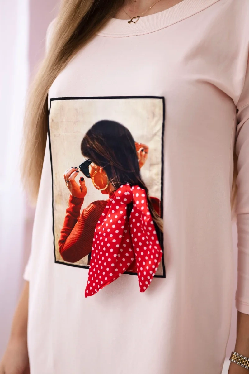 Dress with graphics and bow in polka dot 3D powder pink
