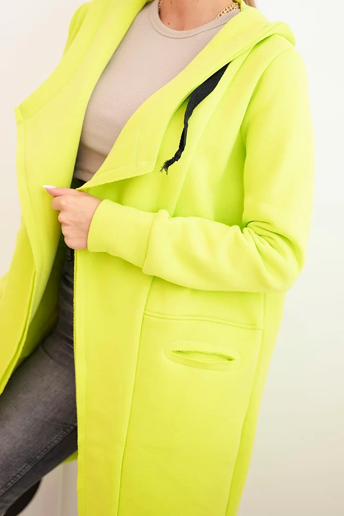 Insulated hood with pistachio hood