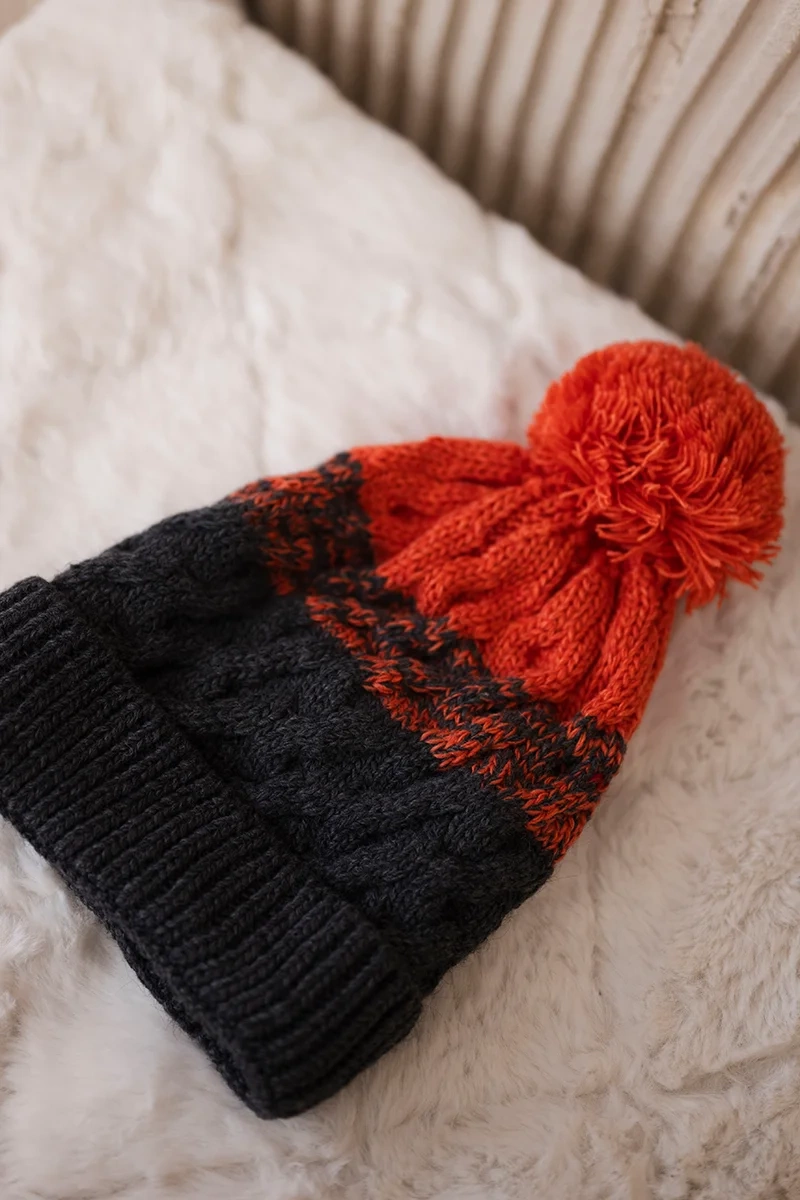 marka niezdefiniowana Cap with fleece Ilona K218 graphite+foxy