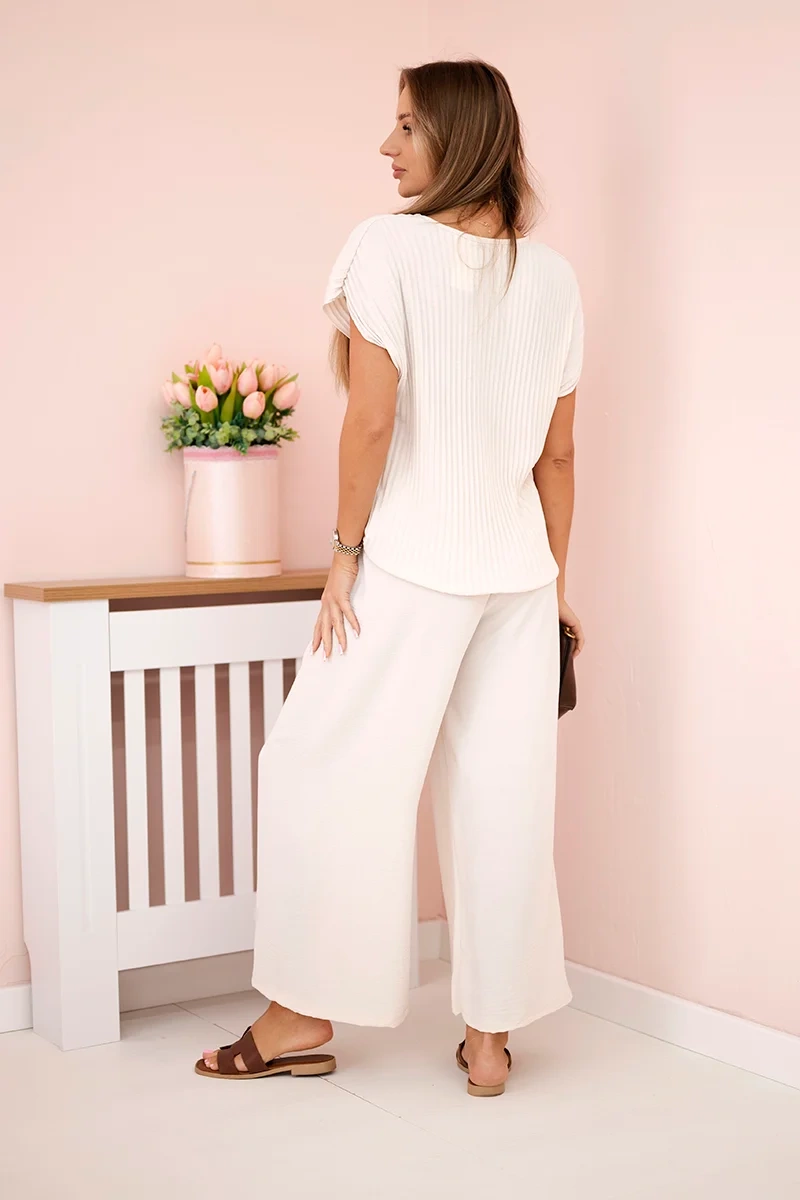 Kesi Włoski Viscose set pleated blouse + trousers beige