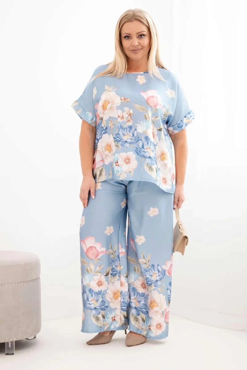 Kesi Włoski dámsky plus size komplet s blúzkou a kvetinovými nohavicami