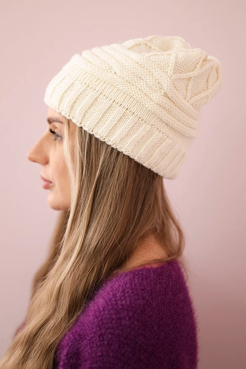 Women&#039;s cap Łucja K337 ecru